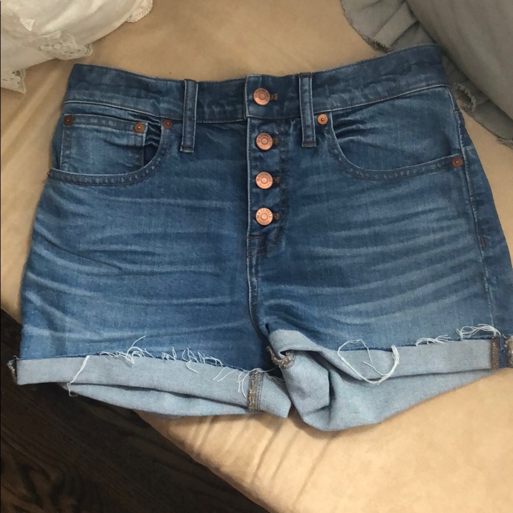 Madewell High Rise button up boy shorts